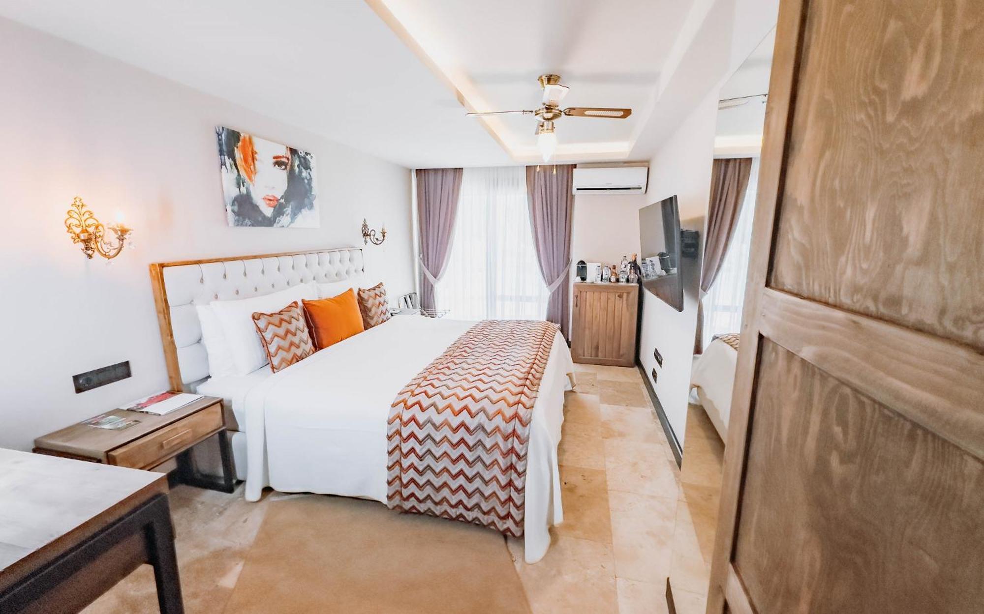 Doors Urla Hotel & Bungalows Izmir Exterior photo