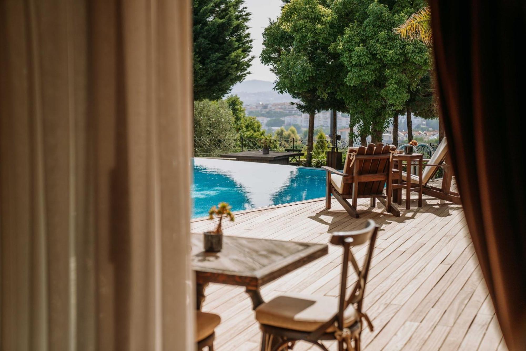 Doors Urla Hotel & Bungalows Izmir Exterior photo